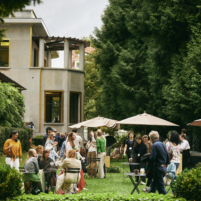 PRYZM_00123-aspect-ratio-808-808